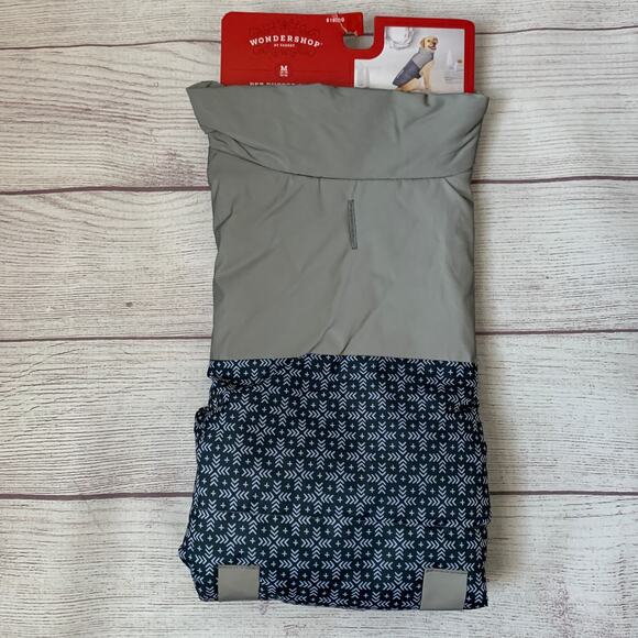 Wondershop at Target Gray Reflective Puffer Pet Vest Size M Up to 40lbs Cat Dog - Picture 1 of 11